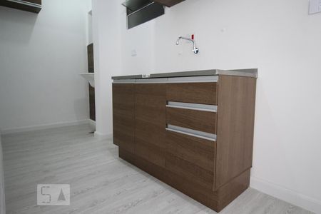Apartamento à venda com 35m², 1 quarto e 1 vaga Apartamento à venda com 35m², 1 quarto e 1 vagaCozinha - Armários