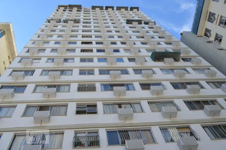 Apartamento à venda com 55m², 1 quarto e 1 vagaFachada Fundos
