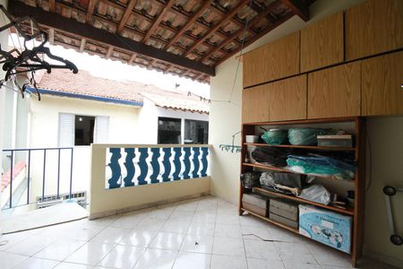 Casa à venda com 110m², 2 quartos e 2 vagasVaranda quintal