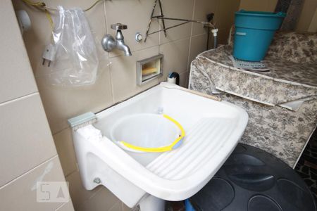 Casa à venda com 110m², 2 quartos e 2 vagasÁrea de serviço