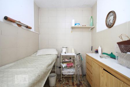 Casa à venda com 110m², 2 quartos e 2 vagasQuarto de serviço