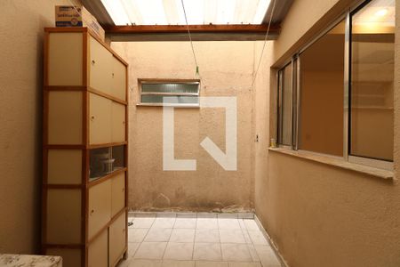 Apartamento à venda com 55m², 2 quartos e 2 vagasQuintal