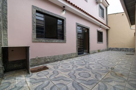 Casa para alugar com 130m², 2 quartos e sem vaga Casa para alugar com 130m², 2 quartos e sem vagaDetalhe da Varanda