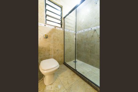 Casa para alugar com 130m², 2 quartos e sem vaga Casa para alugar com 130m², 2 quartos e sem vagaBanheiro Social