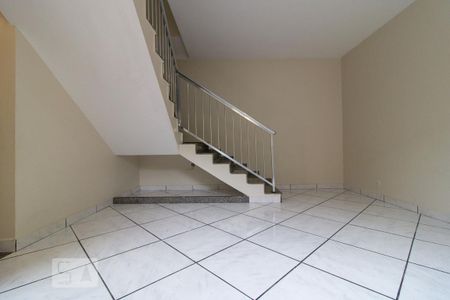 Sala de casa para alugar com 2 quartos, 130m² em Braz de Pina, Rio de Janeiro