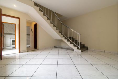 Sala de casa para alugar com 2 quartos, 130m² em Braz de Pina, Rio de Janeiro