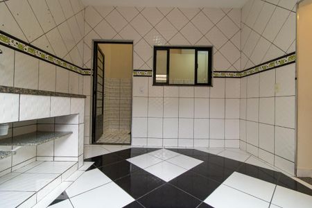 Casa para alugar com 130m², 2 quartos e sem vaga Casa para alugar com 130m², 2 quartos e sem vagaCozinha