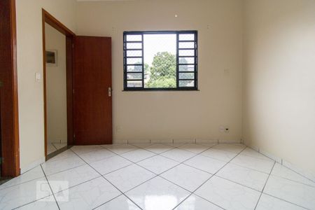 Suíte 1 de casa para alugar com 2 quartos, 130m² em Braz de Pina, Rio de Janeiro