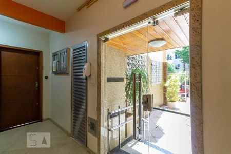 Apartamento à venda com 55m², 3 quartos e 1 vaga Apartamento à venda com 55m², 3 quartos e 1 vagaHall de Entrada