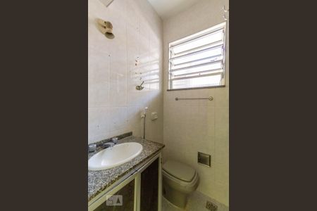 Apartamento à venda com 55m², 3 quartos e 1 vaga Apartamento à venda com 55m², 3 quartos e 1 vagaBanheiro