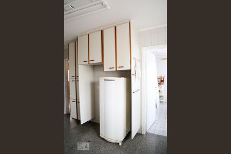 Apartamento à venda com 140m², 4 quartos e 2 vagasCozinha