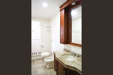 Apartamento à venda com 140m², 4 quartos e 2 vagasBanheiro 1