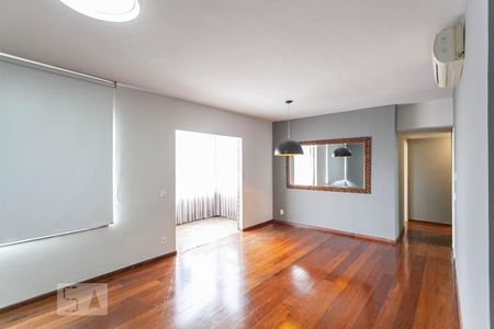 Sala de apartamento à venda com 3 quartos, 96m² em Carmo, Belo Horizonte