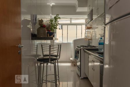 Apartamento à venda com 75m², 2 quartos e 1 vagaCozinha
