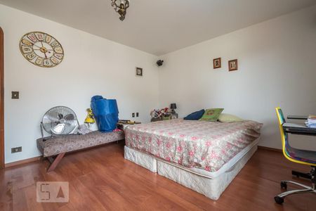 Casa à venda com 170m², 4 quartos e 5 vagasQuarto 2