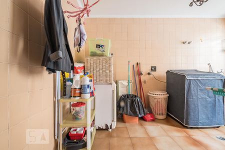 Casa à venda com 170m², 4 quartos e 5 vagasÁrea de Serviço