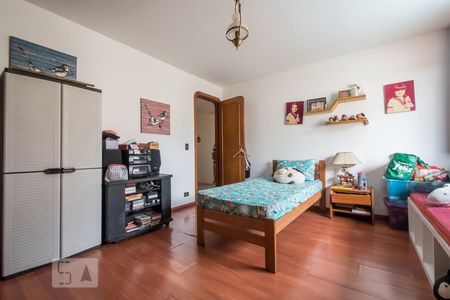 Casa à venda com 170m², 4 quartos e 5 vagasQuarto 1