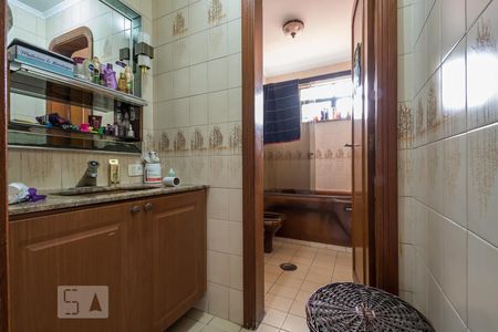Casa à venda com 170m², 4 quartos e 5 vagasBanheiro