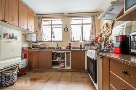 Casa à venda com 170m², 4 quartos e 5 vagasCozinha