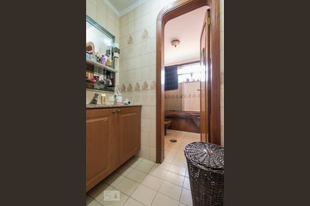 Casa à venda com 170m², 4 quartos e 5 vagasBanheiro