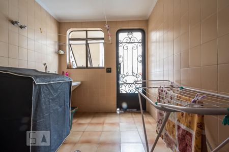 Casa à venda com 170m², 4 quartos e 5 vagasÁrea de Serviço