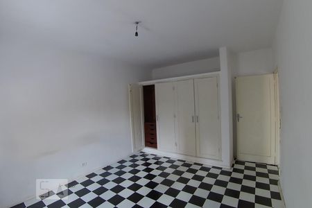 Casa para alugar com 126m², 3 quartos e 2 vagasQuarto 2