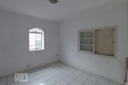 Casa para alugar com 126m², 3 quartos e 2 vagasQuarto 3