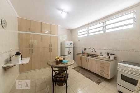 Casa à venda com 400m², 4 quartos e 4 vagasCozinha
