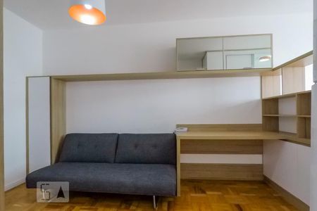 Sala / Quarto de kitnet/studio à venda com 1 quarto, 26m² em Liberdade, São Paulo