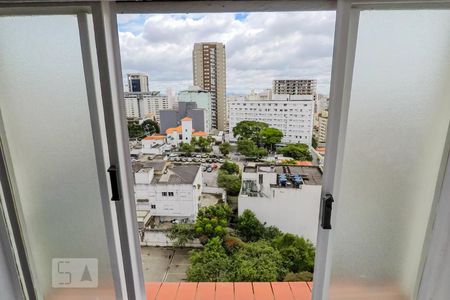 Sala / Quarto de kitnet/studio à venda com 1 quarto, 26m² em Liberdade, São Paulo