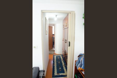 Corredor de apartamento para alugar com 3 quartos, 72m² em Jardim Leonor Mendes de Barros, São Paulo