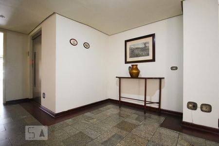 Apartamento à venda com 61m², 1 quarto e 1 vagaHall social