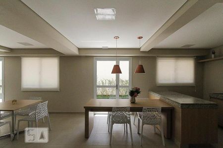 Apartamento à venda com 28m², 1 quarto e sem vaga Apartamento à venda com 28m², 1 quarto e sem vagaSalão de festas
