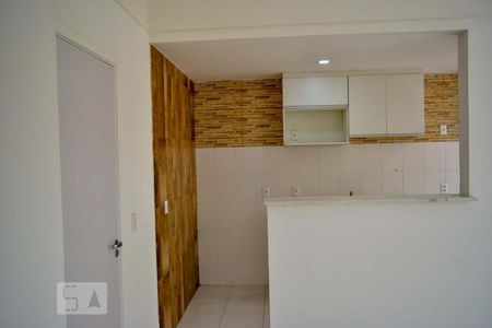 Sala de apartamento para alugar com 1 quarto, 50m² em Recreio dos Bandeirantes, Rio de Janeiro