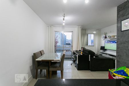 Sala de apartamento à venda com 2 quartos, 60m² em Vila Carrão, São Paulo