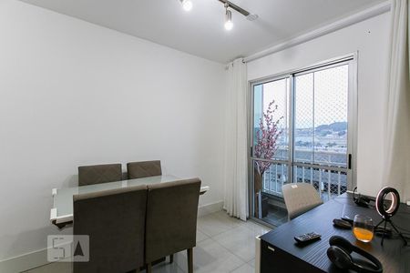 Sala de apartamento à venda com 2 quartos, 60m² em Vila Carrão, São Paulo