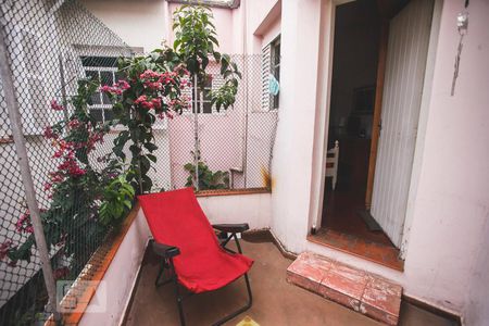 Casa à venda com 106m², 3 quartos e 1 vaga Casa à venda com 106m², 3 quartos e 1 vagaVaranda do Quarto