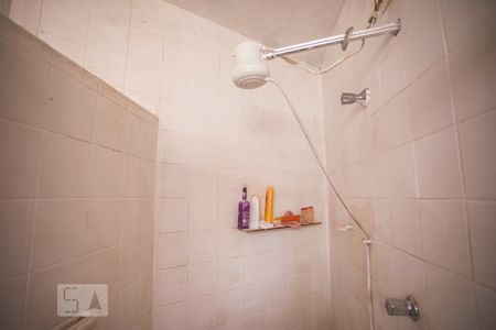 Casa à venda com 106m², 3 quartos e 1 vaga Casa à venda com 106m², 3 quartos e 1 vagaDetalhe do Banheiro 1