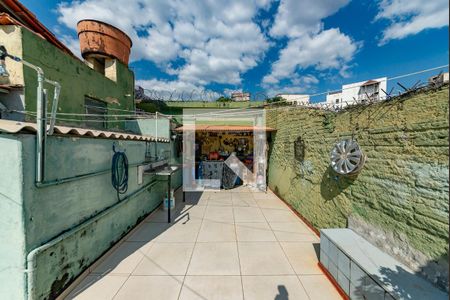 Casa à venda com 570m², 1 quarto e sem vagaÁrea comum