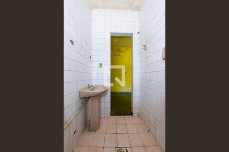 Casa à venda com 570m², 1 quarto e sem vagaBanheiro de Serviço 3