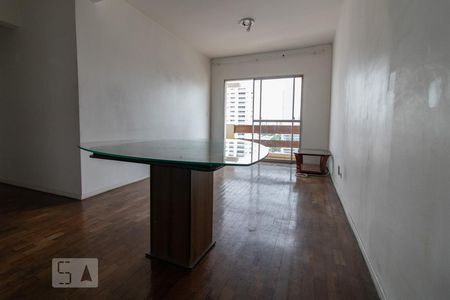 Sala de Apartamento com 2 quartos, 85m² Vila Miriam