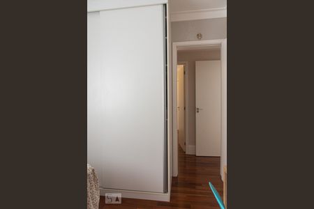 Apartamento à venda com 144m², 3 quartos e 3 vagas Apartamento à venda com 144m², 3 quartos e 3 vagasSuíte 2