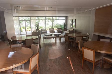 Apartamento à venda com 144m², 3 quartos e 3 vagas Apartamento à venda com 144m², 3 quartos e 3 vagasÁrea comum