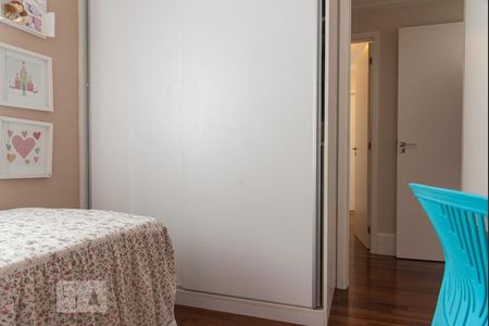 Apartamento à venda com 144m², 3 quartos e 3 vagas Apartamento à venda com 144m², 3 quartos e 3 vagasSuíte 2