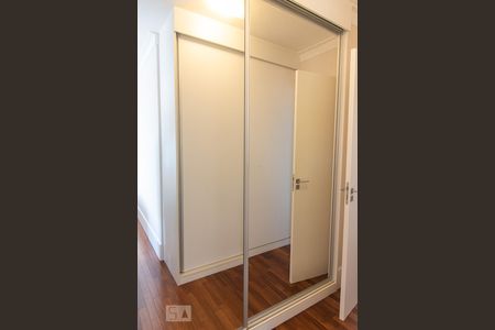 Apartamento à venda com 144m², 3 quartos e 3 vagas Apartamento à venda com 144m², 3 quartos e 3 vagasSuíte 2