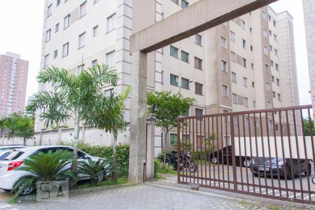 Apartamento à venda com 47m², 2 quartos e 1 vaga Apartamento à venda com 47m², 2 quartos e 1 vagaFachada