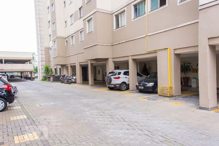 Apartamento à venda com 47m², 2 quartos e 1 vaga Apartamento à venda com 47m², 2 quartos e 1 vagaEstacionamento