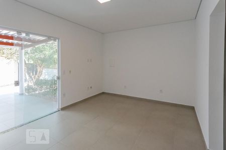 Casa à venda com 36m², 1 quarto e 1 vaga Casa à venda com 36m², 1 quarto e 1 vagaSala/Cozinha