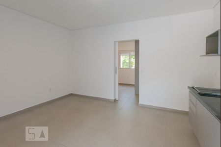 Casa à venda com 36m², 1 quarto e 1 vaga Casa à venda com 36m², 1 quarto e 1 vagaSala/Cozinha