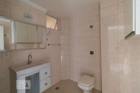 Apartamento para alugar com 52m², 2 quartos e sem vaga Apartamento para alugar com 52m², 2 quartos e sem vagaBanheiro